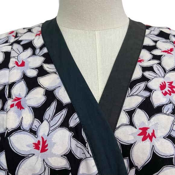 Vintage 80s Jessica Howard Black & Red Floral Peplum Statement Jacket size 8 - Picture 4 of 12